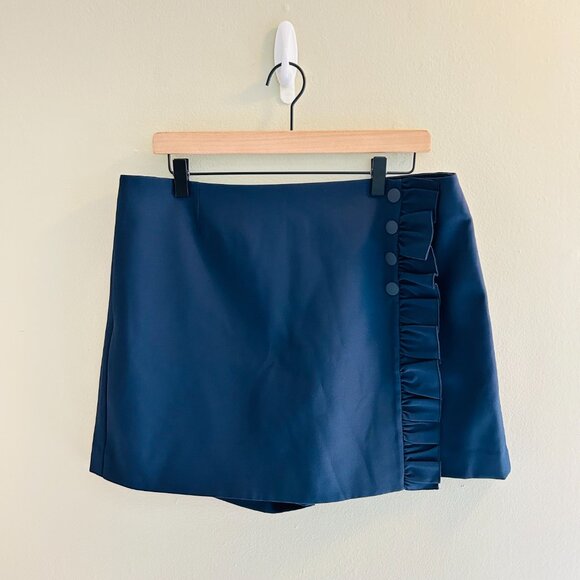 Tory Burch Tech Twill Golf Skort Size XL Navy Blue Ruffle Skirt Shorts Sporty - Picture 4 of 14